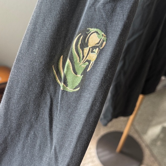 Roark Charcoal Long Sleeve with Vibrant Graphics - Picture 4 of 6